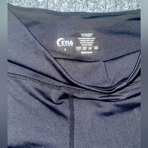 Zyia leggings brand new!
